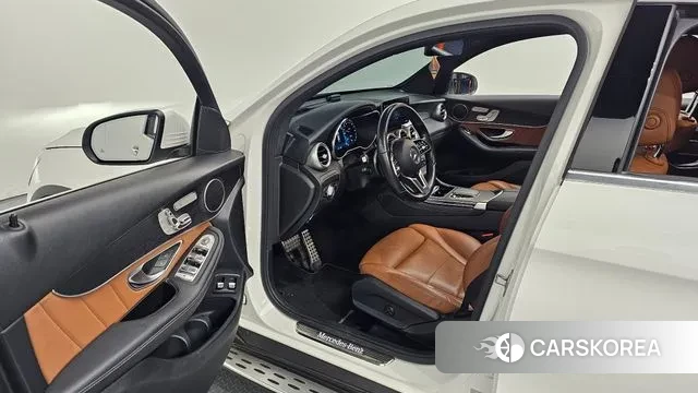 Mercedes-Benz GLC-Class X253 2020 Белый из Кореи, фото 2