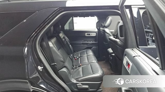 Ford Explorer 6th Generation 2020 Черный из Кореи, фото 2