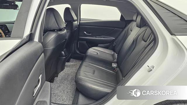 Hyundai Avante (CN7) 2023 Белый из Кореи, фото 2