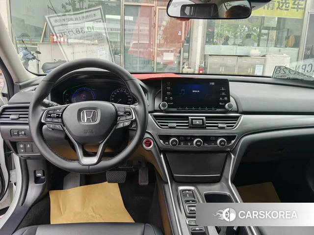 Honda Accord 2021 Белый из Китая, фото 2