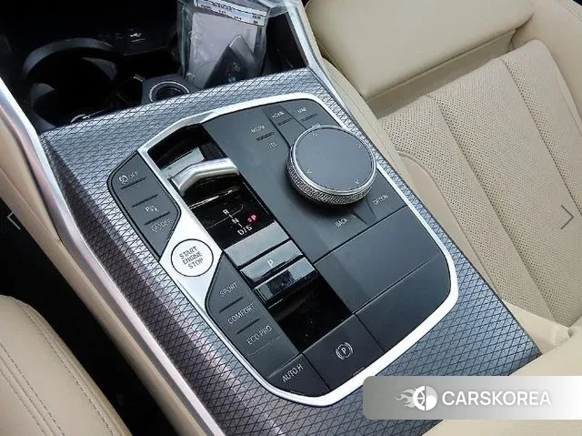 BMW 3 Series (G20) 2024 Белый из Кореи, фото 2