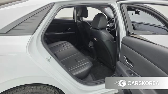 Hyundai Avante (CN7) 2022 Белый из Кореи, фото 2