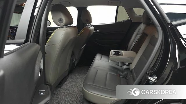 Chevrolet (GM Daewoo) Trax Crossover 2023 Черный из Кореи, фото 2