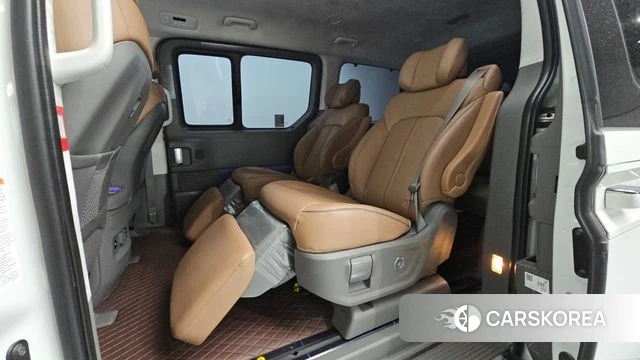 Hyundai Staria 2024 Белый из Кореи, фото 2