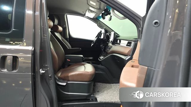 Hyundai The New Grand Starex 2020 Серый из Кореи, фото 2