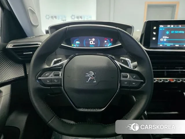 Peugeot 2008 Second generation 2022 Белый из Кореи, фото 2