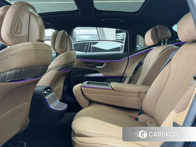 Mercedes-Benz E-class id 3907975 из Китая 2