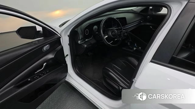 Hyundai Avante (CN7) 2021 Белый из Кореи, фото 2