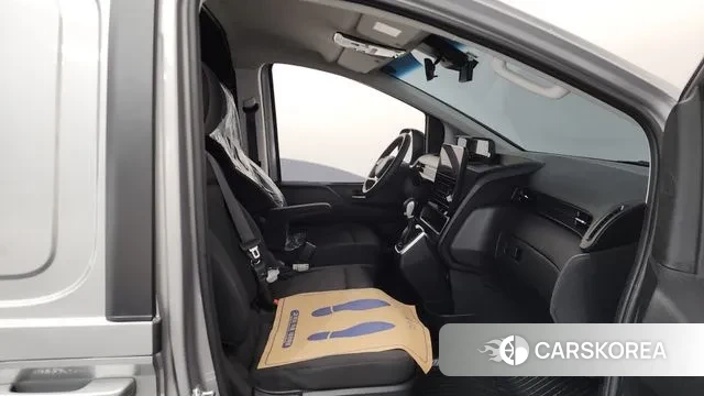 Hyundai Staria 2024 Серебряный из Кореи, фото 2