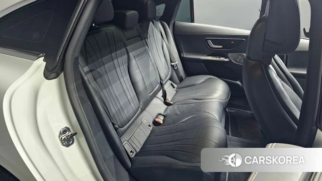 Mercedes-Benz EQE V295 2023 Белый из Кореи, фото 2