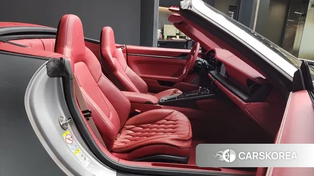 Porsche 911(992) 2023 Серый из Кореи, фото 2