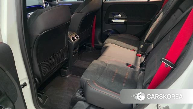 Mercedes-Benz GLB-Class X247 2025 Белый из Кореи, фото 2