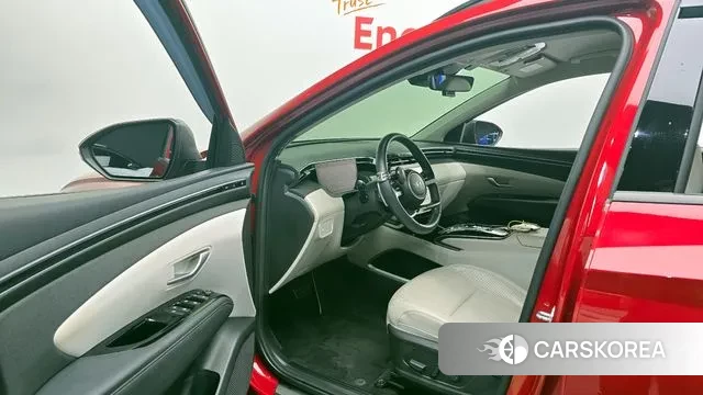 Hyundai Tucson (NX4) 2021 Красный из Кореи, фото 2