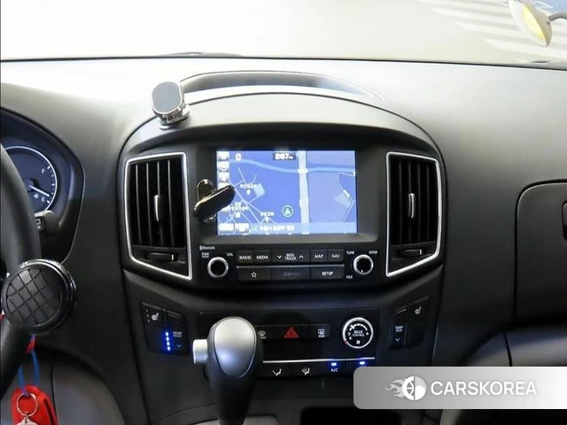 Hyundai The New Grand Starex 2018 Желтый из Кореи, фото 2
