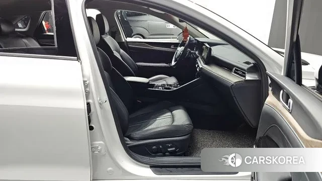 Kia K5 3rd generation 2022 Белый из Кореи, фото 2