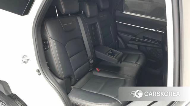 Ssangyong Torres EVX 2024 Белый из Кореи, фото 2