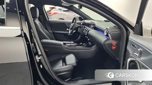 Mercedes-Benz A-Class W177 2025 Черный из Кореи, фото 2