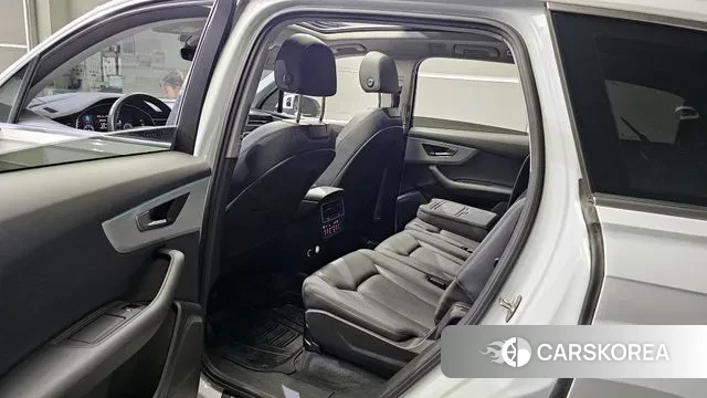 Audi Q7 (4M) 2020 Белый из Кореи, фото 2