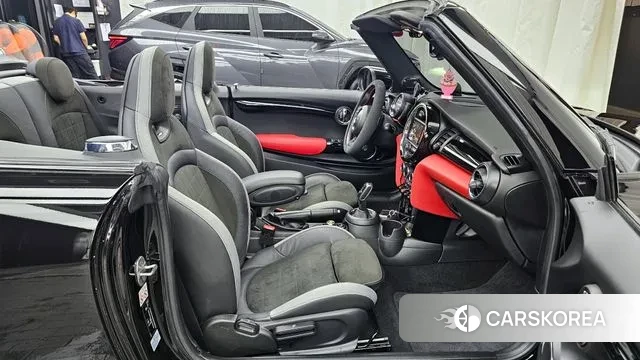 Mini Cooper S Convertible 2020 Черный из Кореи, фото 2