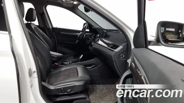 BMW X1 (F48) 2021 Белый из Кореи, фото 2