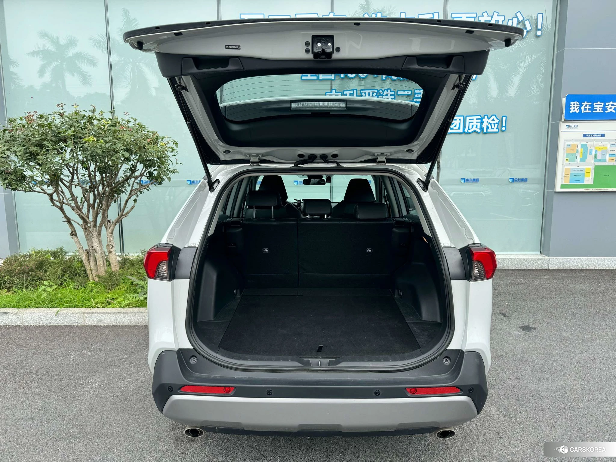 Toyota RAV4 Rongfang 2021 Белый из Китая, фото 2