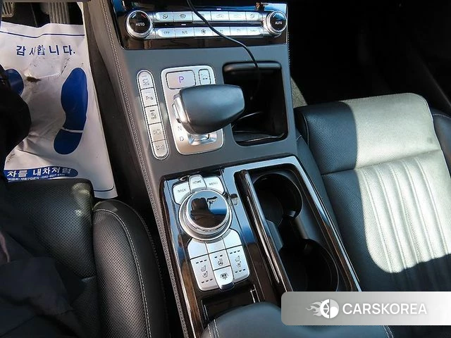 Genesis G90 2019 Черный из Кореи, фото 2