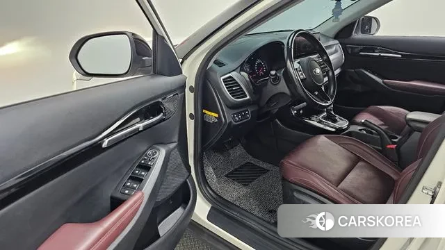 Kia Seltos 2019 Белый из Кореи, фото 2