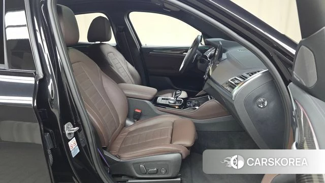 BMW X4 (G02) 2024 Черный из Кореи, фото 2