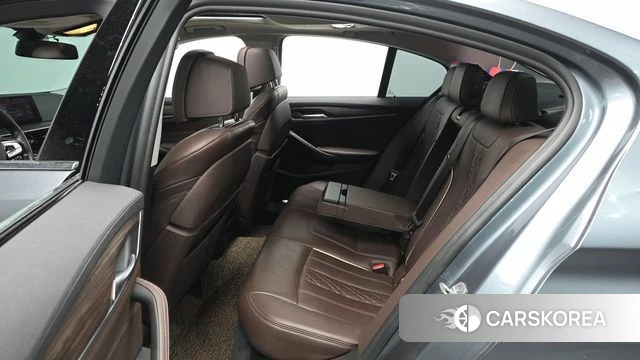 BMW 5 Series (G30) 2019 Серый из Кореи, фото 2