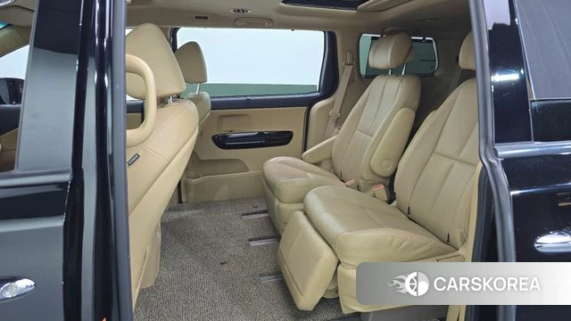 Kia The New Carnival 2018 Черный из Кореи, фото 2