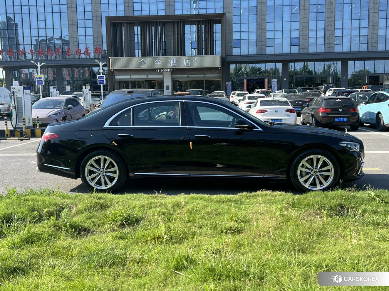Mercedes-Benz S-Class 2022 Черный из Китая, фото 2