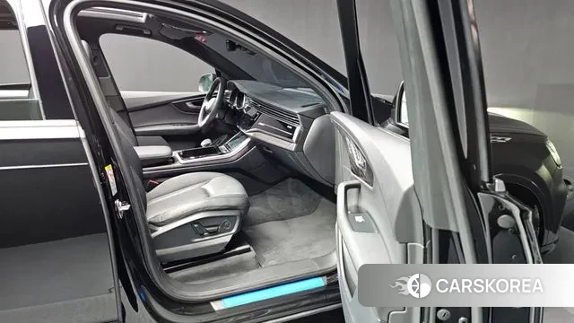 Audi Q7 (4M) 2022 Черный из Кореи, фото 2