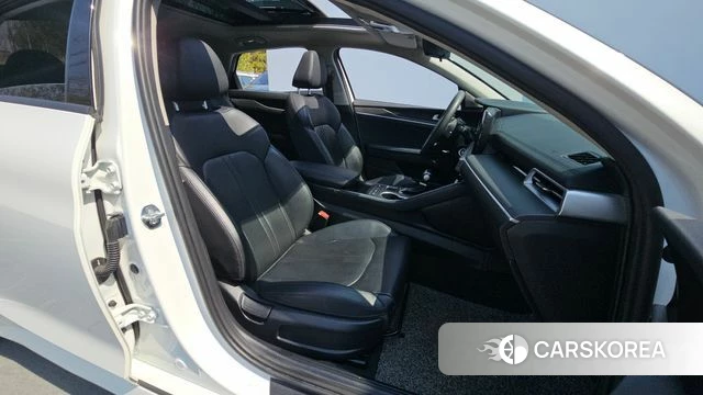 Kia K5 3rd generation 2022 Белый из Кореи, фото 2