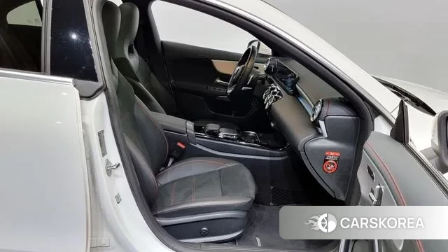 Mercedes-Benz CLA-Class C118 2021 Белый из Кореи, фото 2