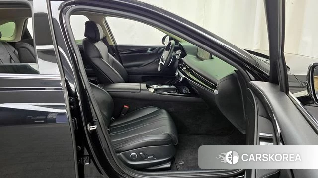 Genesis G80 (RG3) 2022 Черный из Кореи, фото 2