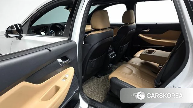 Hyundai The New Santa Fe 2021 Белый из Кореи, фото 2