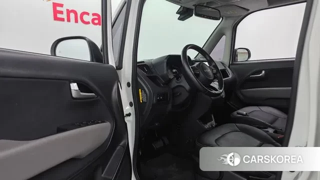 Kia The New Kia Ray 2023 Белый из Кореи, фото 2