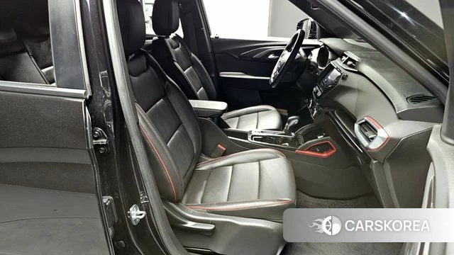 Chevrolet (GM Daewoo) Trailblazer 2021 Черный из Кореи, фото 2