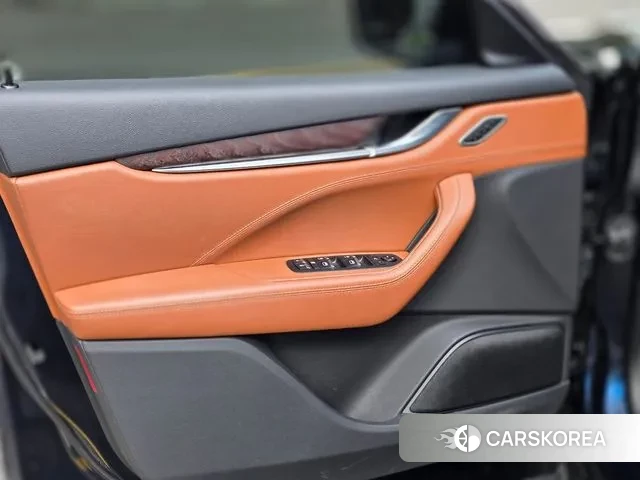 Maserati Levante 2022 Синий из Кореи, фото 2