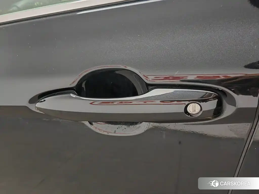 Toyota Camry 2024 Черный из Китая, фото 3