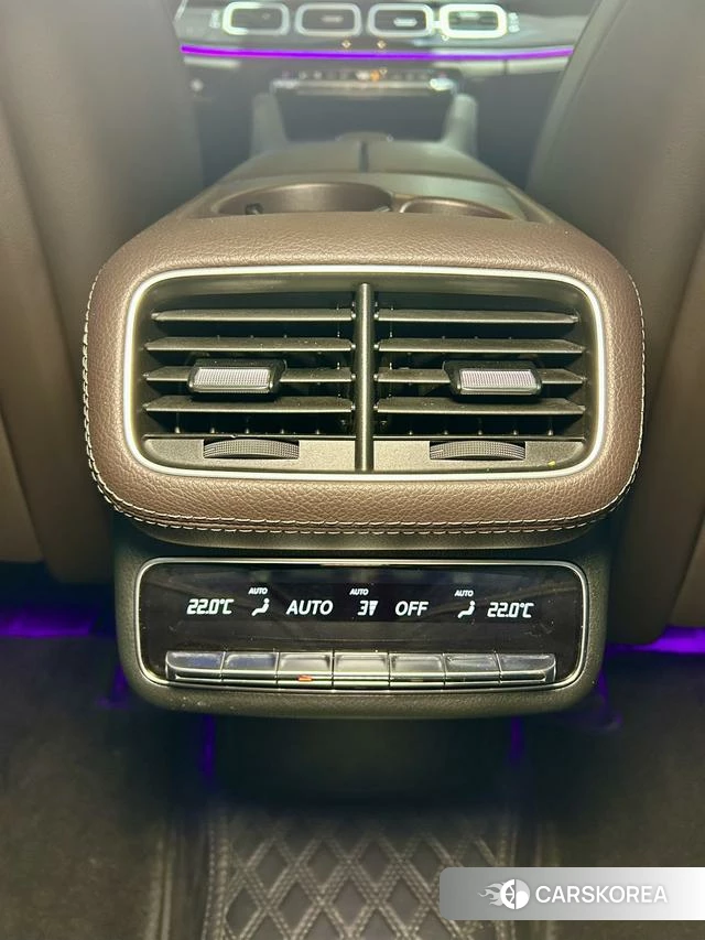 Mercedes-Benz GLS 2023 Черный из Китая, фото 2