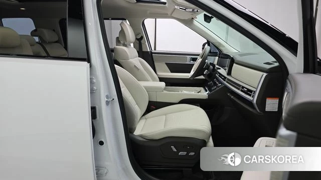Hyundai Santa Fe (MX5) 2024 Белый из Кореи, фото 2
