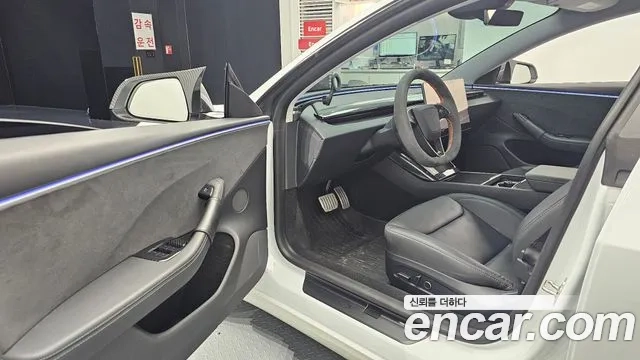 Tesla Model 3 2024 Белый из Кореи, фото 2