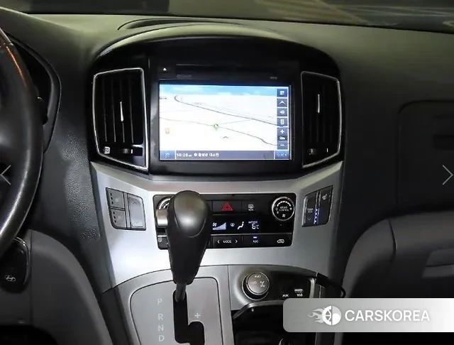 Hyundai The New Grand Starex 2018 Белый из Кореи, фото 2