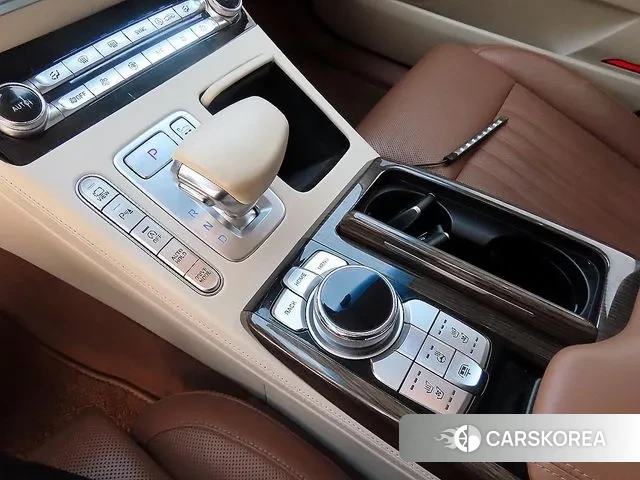 Genesis G90 2019 Черный из Кореи, фото 2