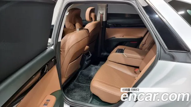 Hyundai Grandeur Hybrid (GN7) 2023 Белый из Кореи, фото 2