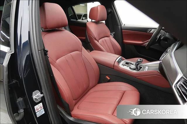 BMW X6 (G06) 2021 Черный из Кореи, фото 2