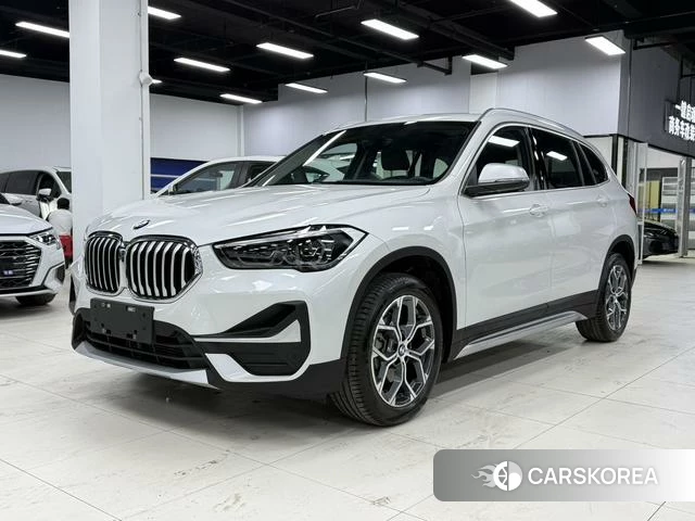 BMW X1 2021 Белый из Китая, фото 2