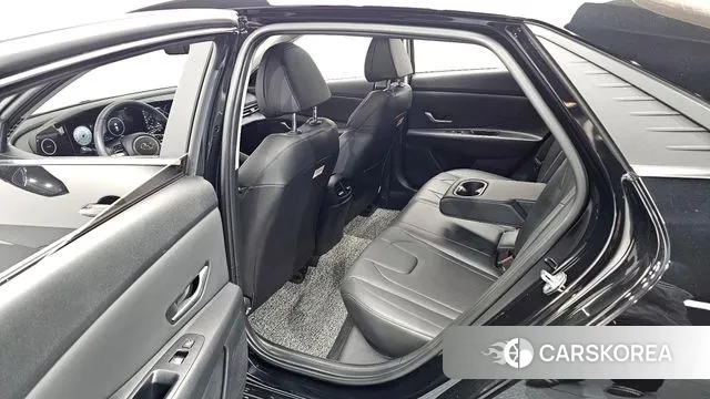 Hyundai Avante (CN7) 2023 Черный из Кореи, фото 2