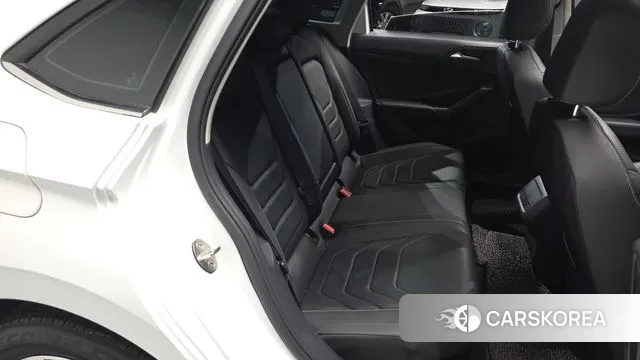 Volkswagen 7th Generation of Jetta 2021 Белый из Кореи, фото 2